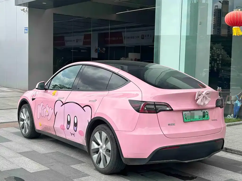 Tesla Model Y — фото 2
