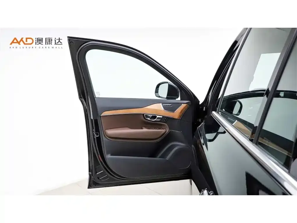 Volvo XC90 2022 из CN, фото 4