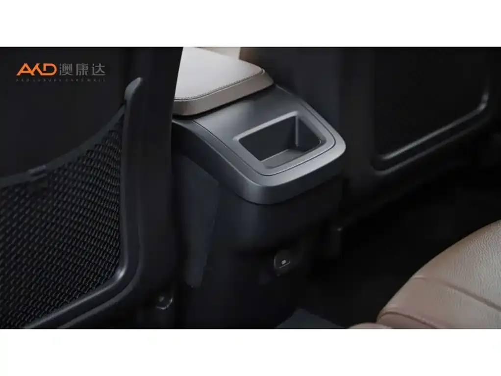 Volvo XC90 2022 из CN, фото 8