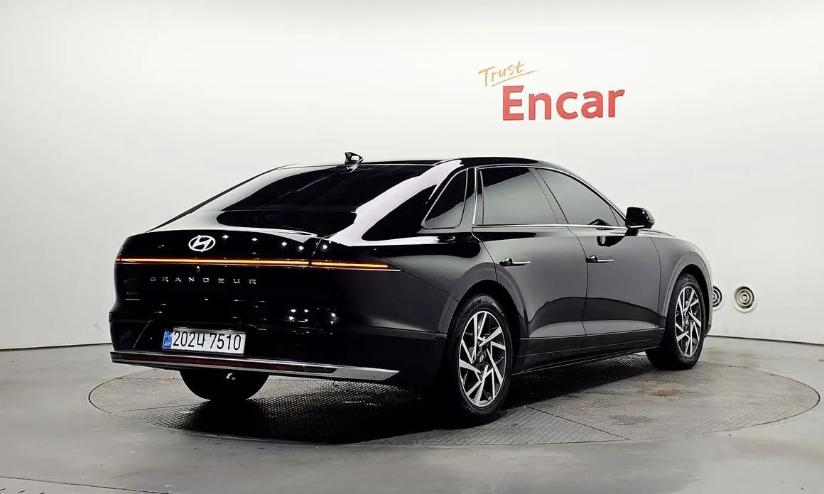 Hyundai Grandeur 2023 из KR, фото 5
