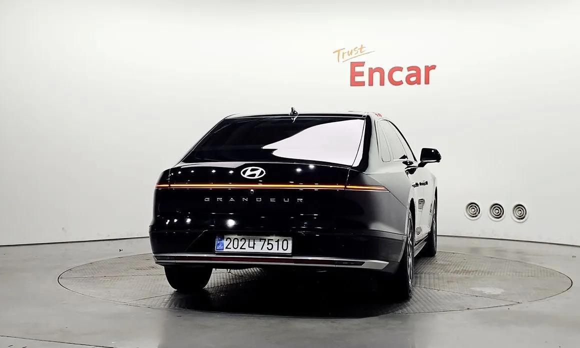 Hyundai Grandeur 2023 из KR, фото 2