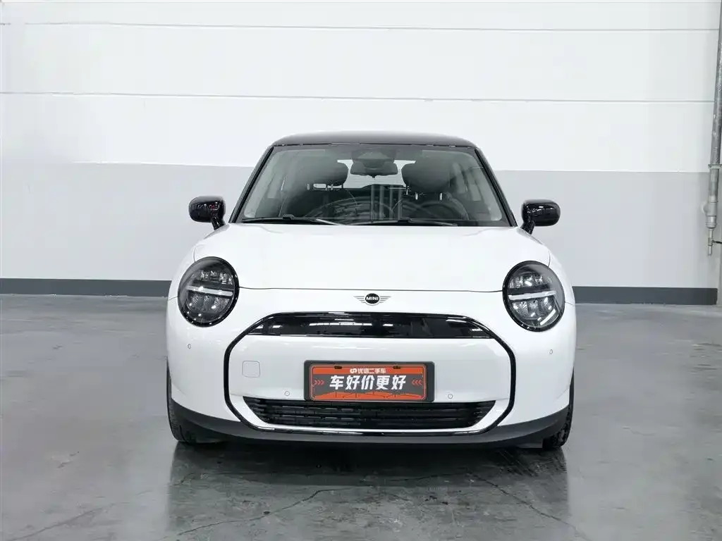 MINI Cooper EV 2024 из CN, фото 3
