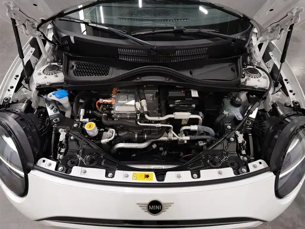 MINI Cooper EV 2024 из CN, фото 10