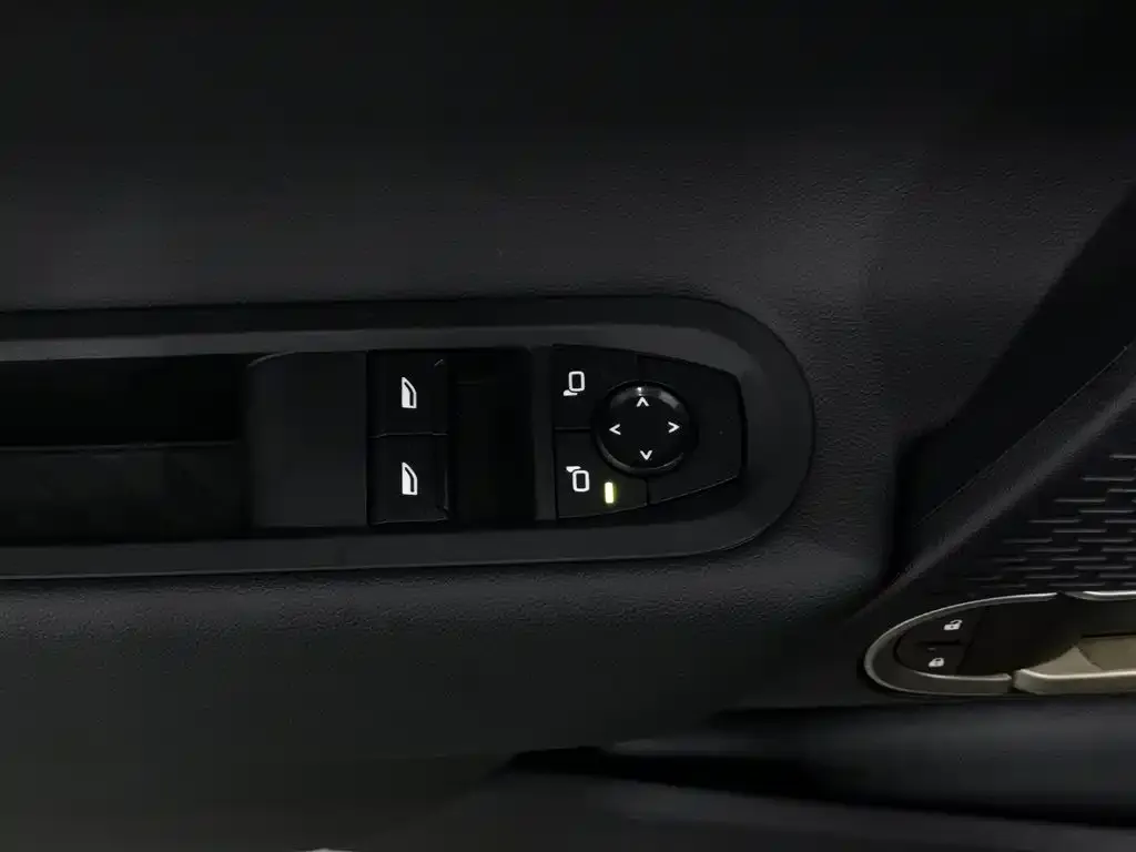 MINI Cooper EV 2024 из CN, фото 8