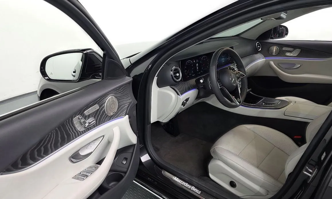 Mercedes-Benz E-Class 2023 из KR, фото 2