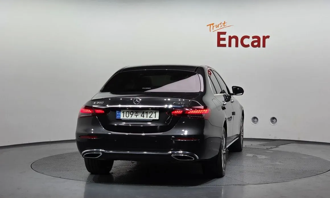 Mercedes-Benz E-Class 2023 из KR, фото 4