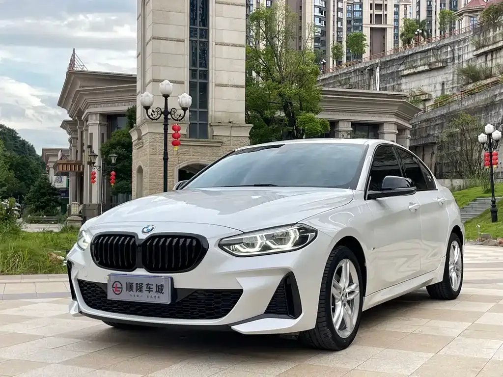 BMW 1 Series — фото 1