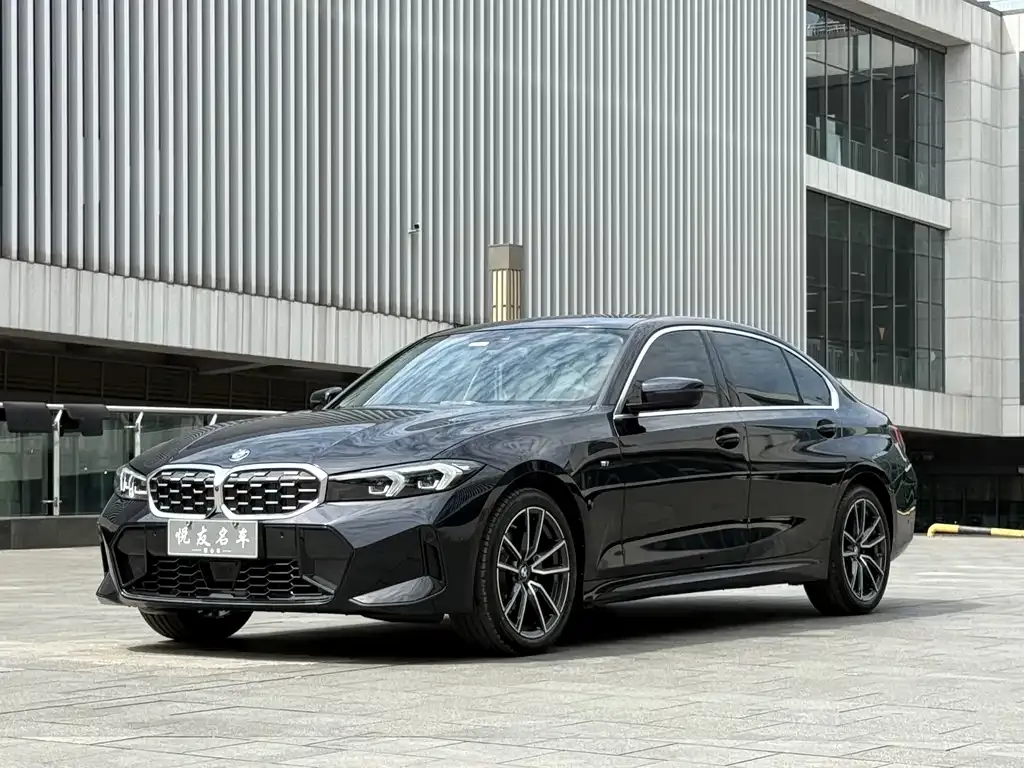 BMW 3 Series — фото 1