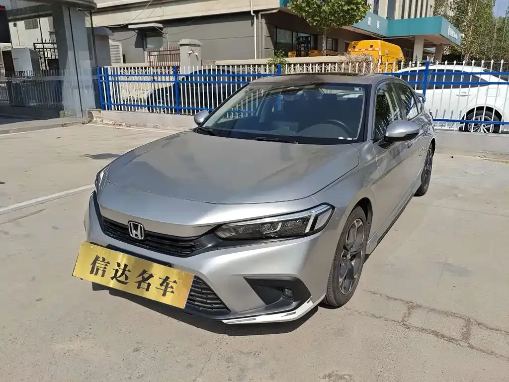 Honda Civic — фото 1