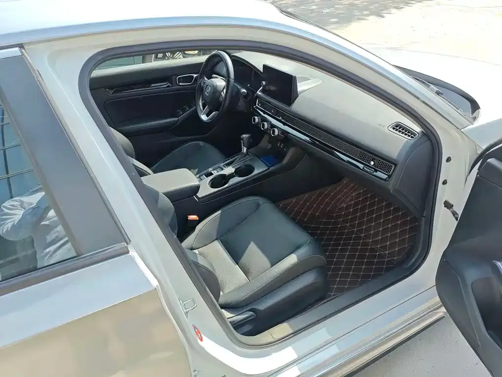 Honda Civic — фото 2