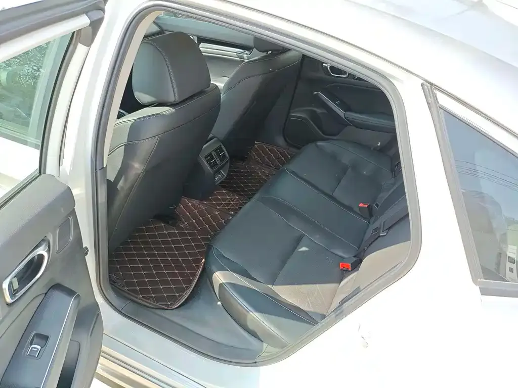 Honda Civic — фото 4