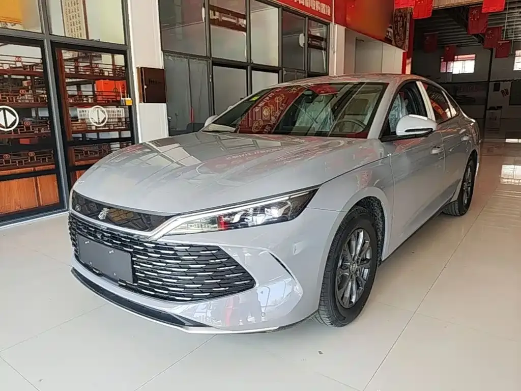 BYD Qin L — фото 1