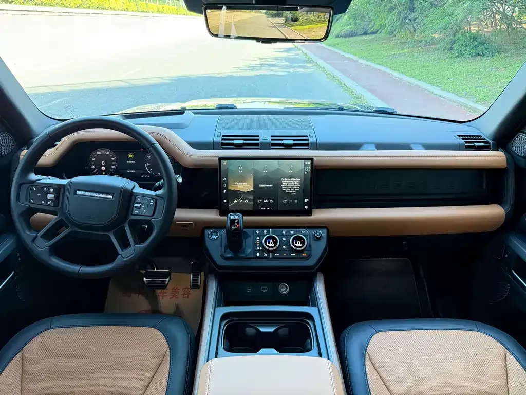 Land Rover Defender — фото 2