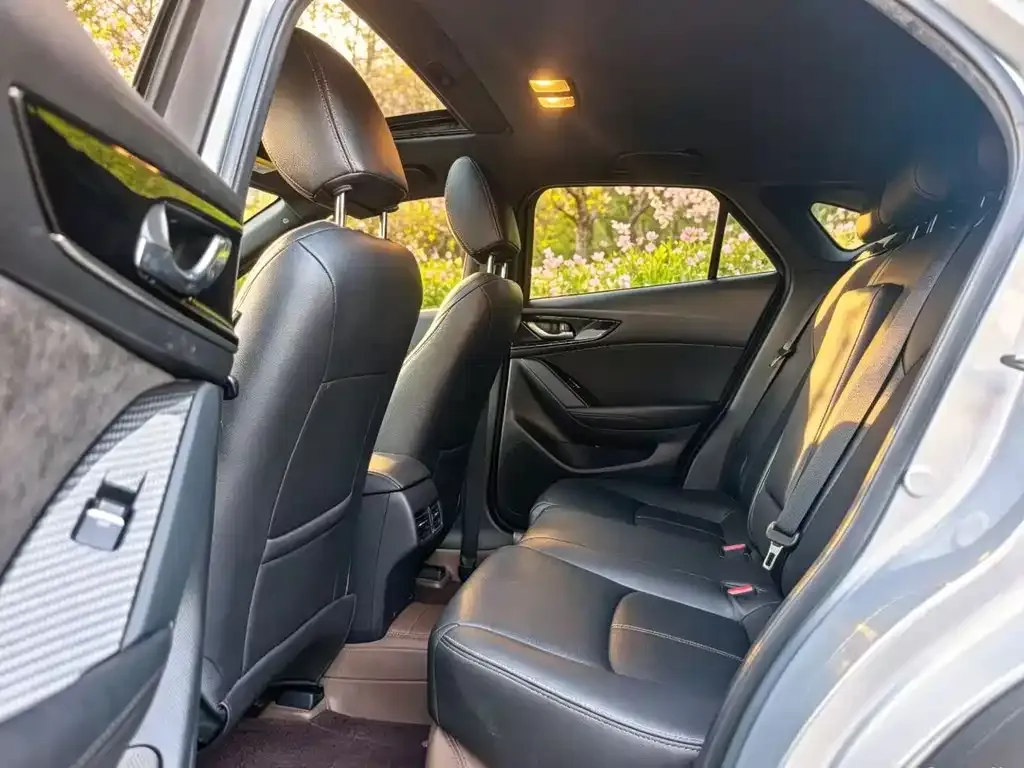 Mazda CX-4 2022 из CN, фото 6