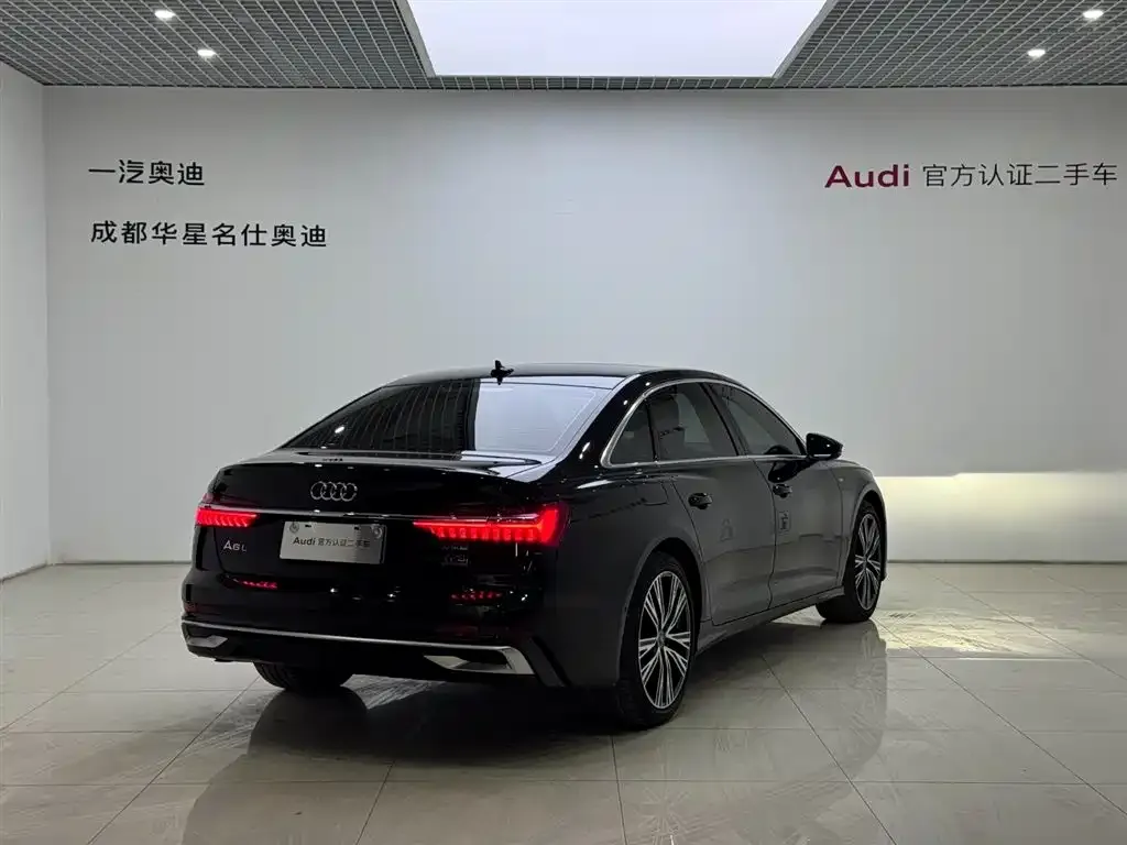 Audi A6L — фото 9