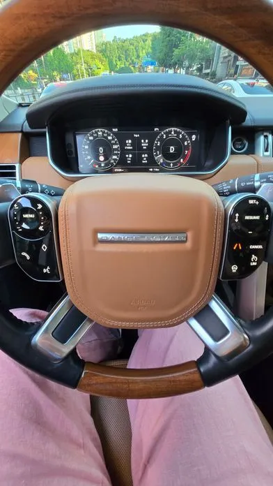 Land Rover Range Rover 2022 из KR, фото 3