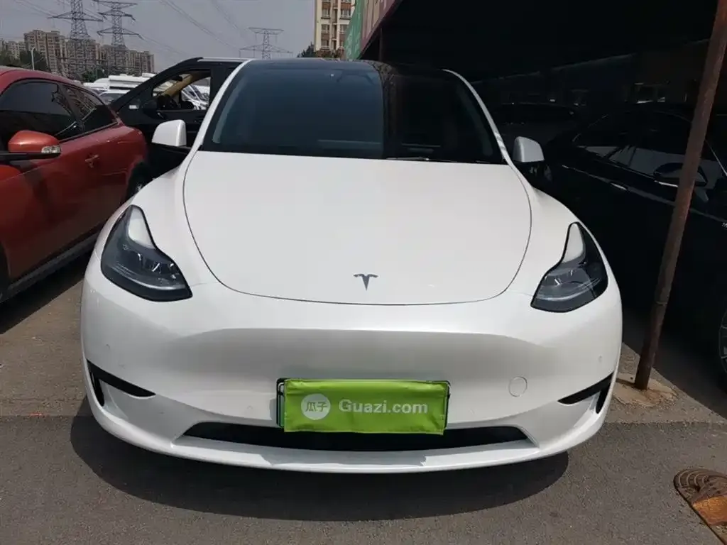 Tesla Model Y — фото 7