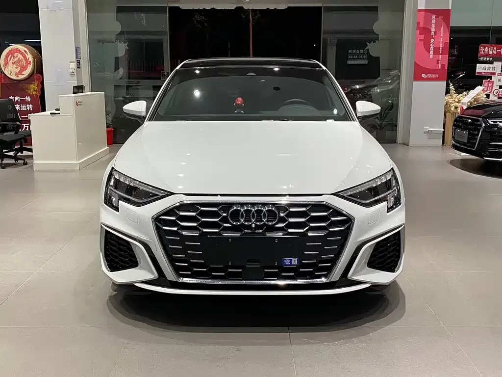 Audi A3 — фото 3