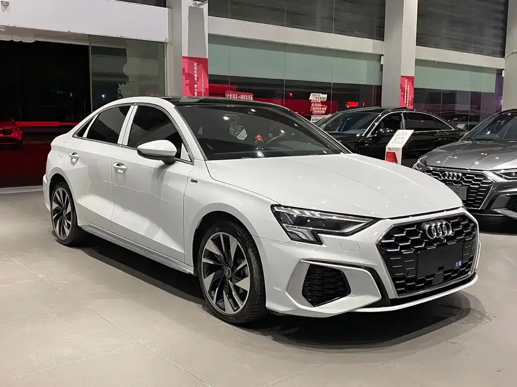 Audi A3 — фото 10