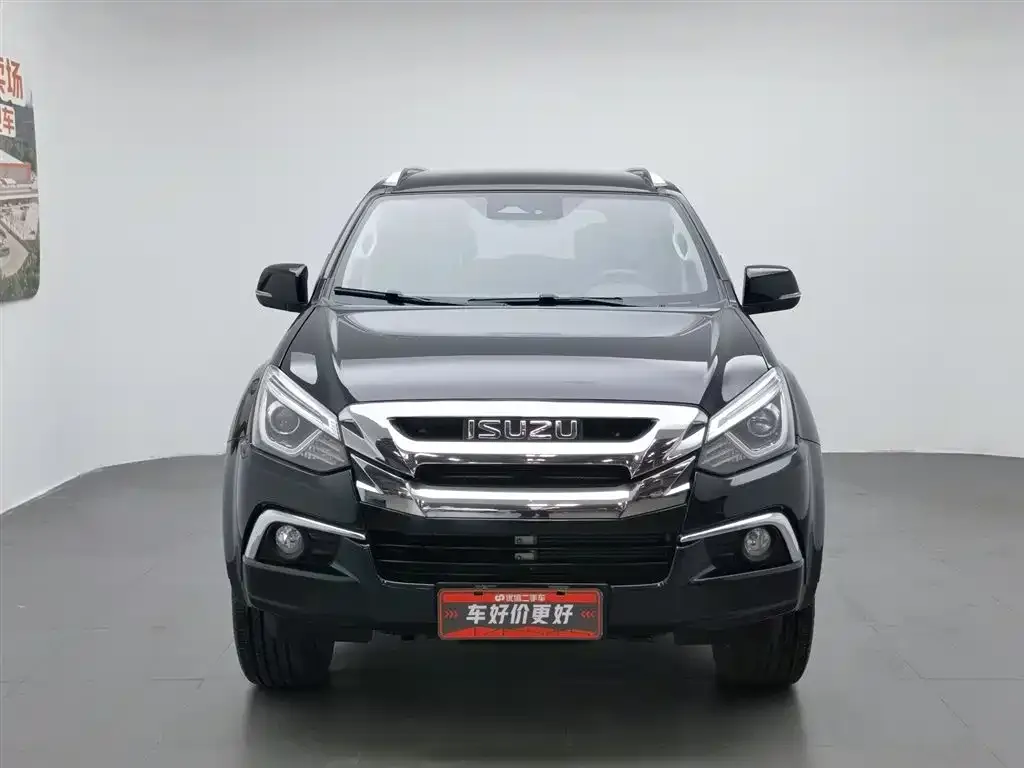 Isuzu MU-X 2023 из CN, фото 3