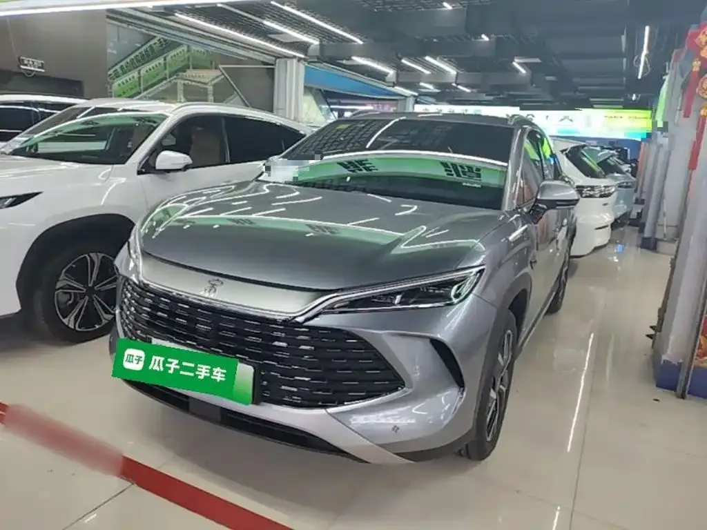 BYD L DM-i — фото 3