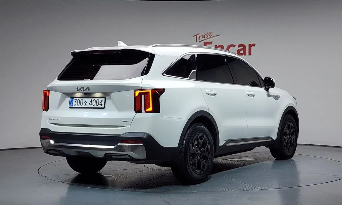 Kia Sorento — фото 6