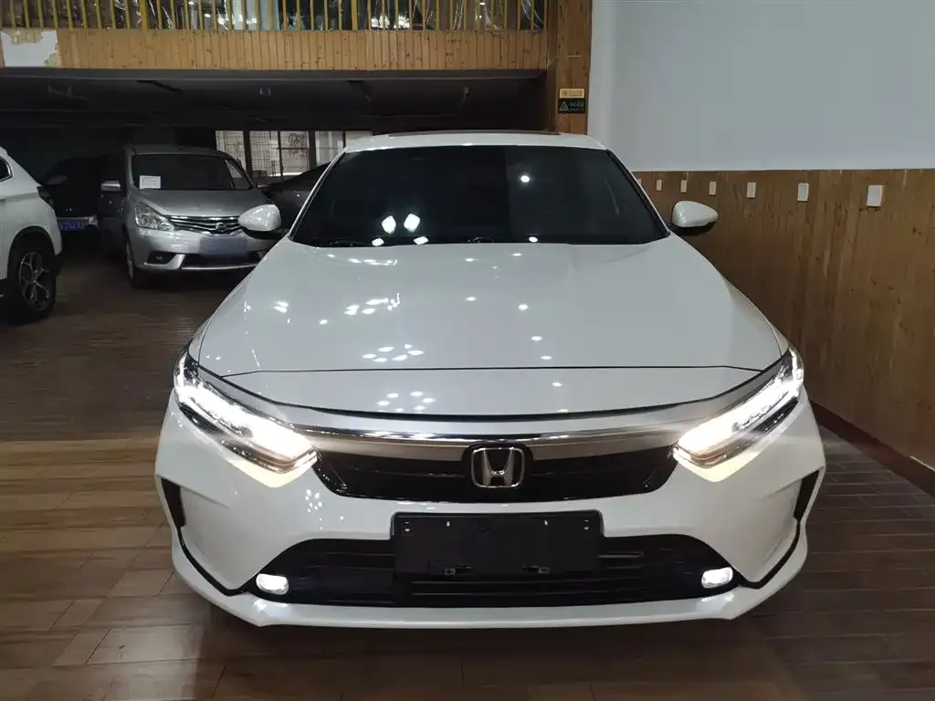 Honda Inspire — фото 6