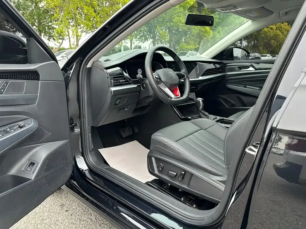 Volkswagen Passat — фото 6