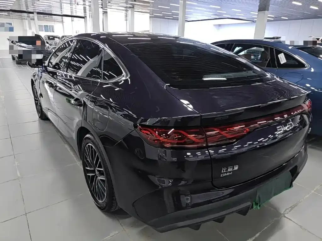 BYD Qin L — фото 5