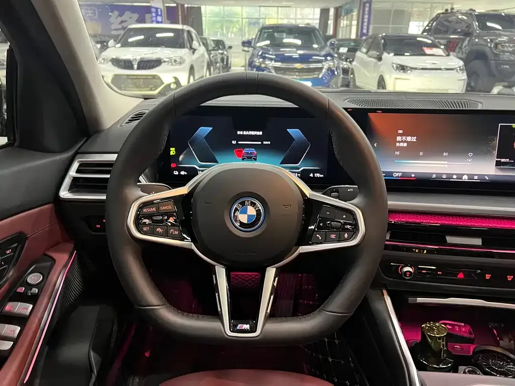 BMW i3 — фото 3