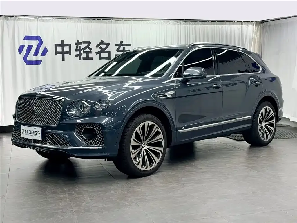 Bentley Bentayga — фото 1