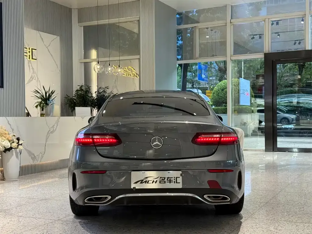 Mercedes-Benz E-Class (Import) — фото 8