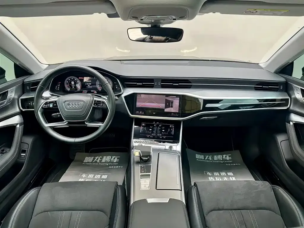 Audi A7L — фото 9