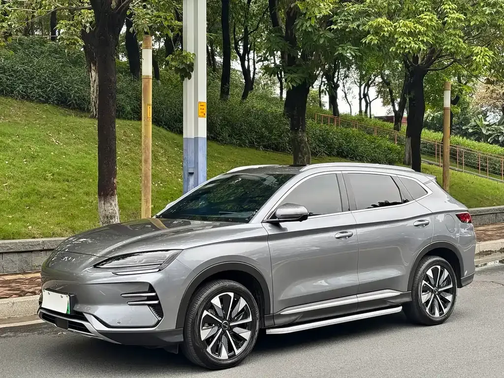 BYD PLUS New Energy — фото 1