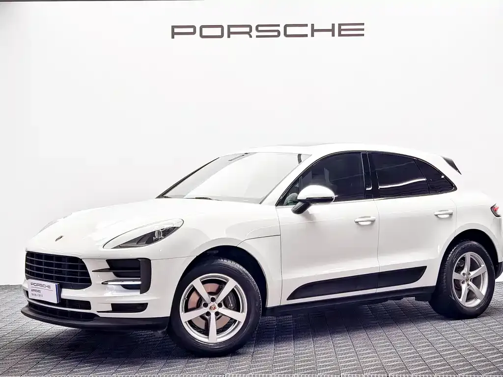 Porsche Macan — фото 1