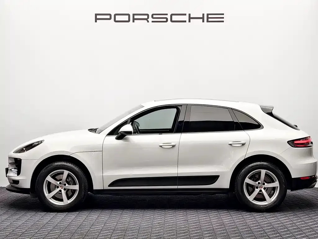 Porsche Macan — фото 6
