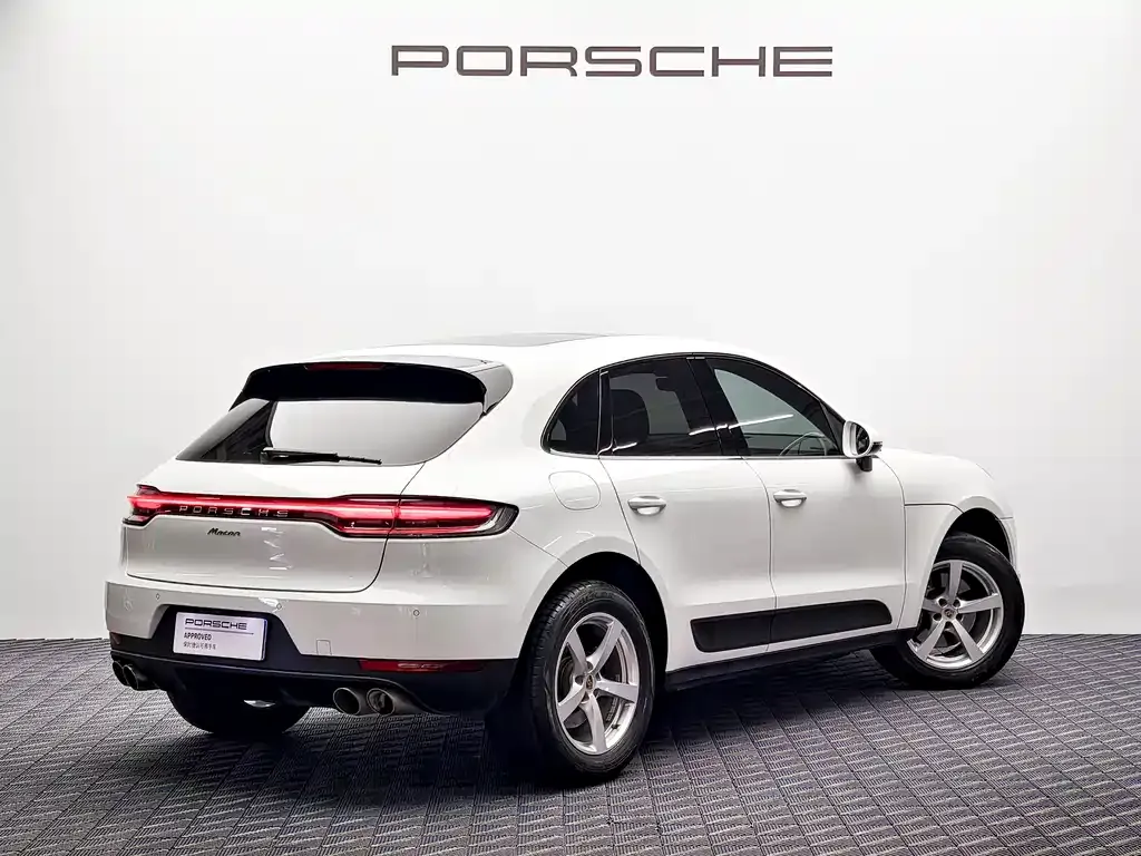 Porsche Macan — фото 10