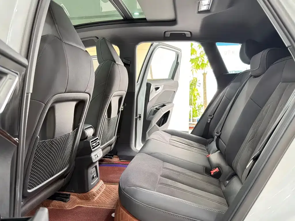 Audi Q4 e-tron 2023 из CN, фото 10