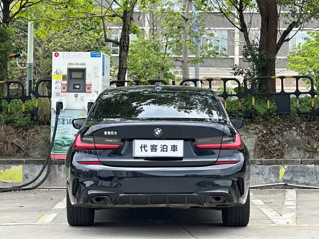BMW 3 Series 2021 из CN, фото 6