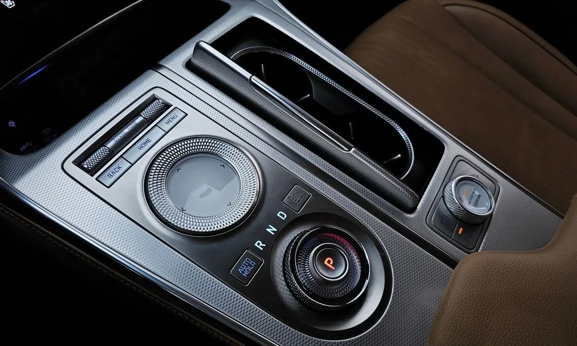 Genesis GV80 — фото 10