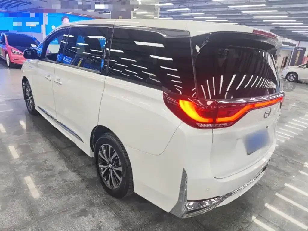 GAC Motor Trumpchi M8 — фото 10