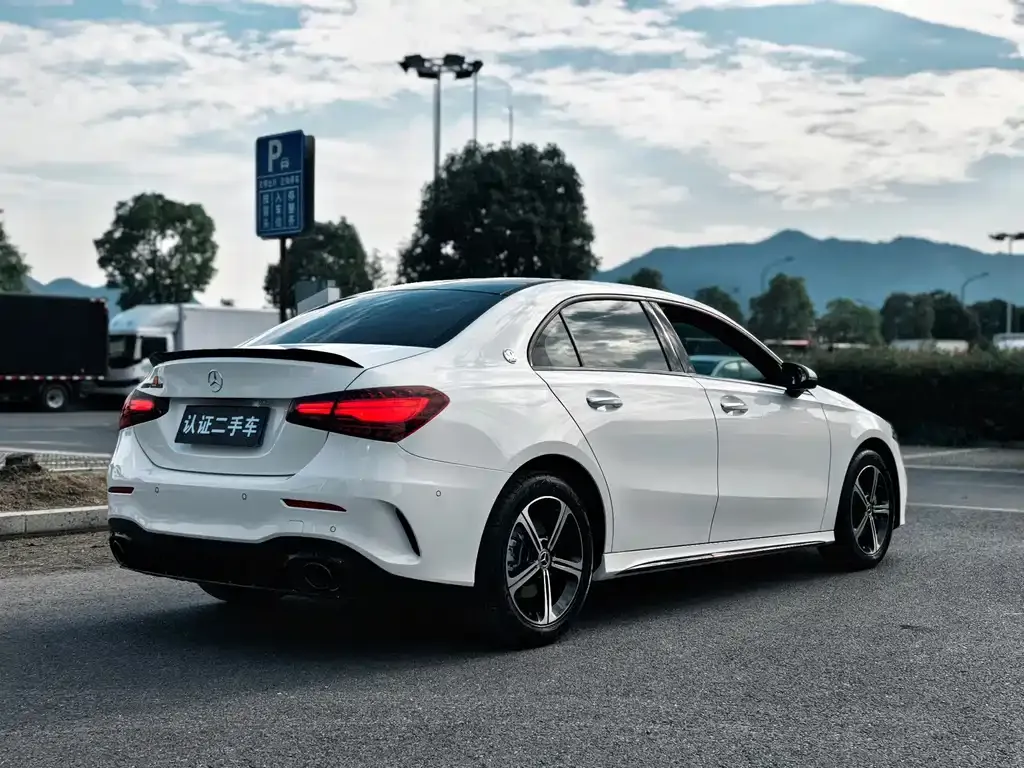 Mercedes-Benz A-Class — фото 10