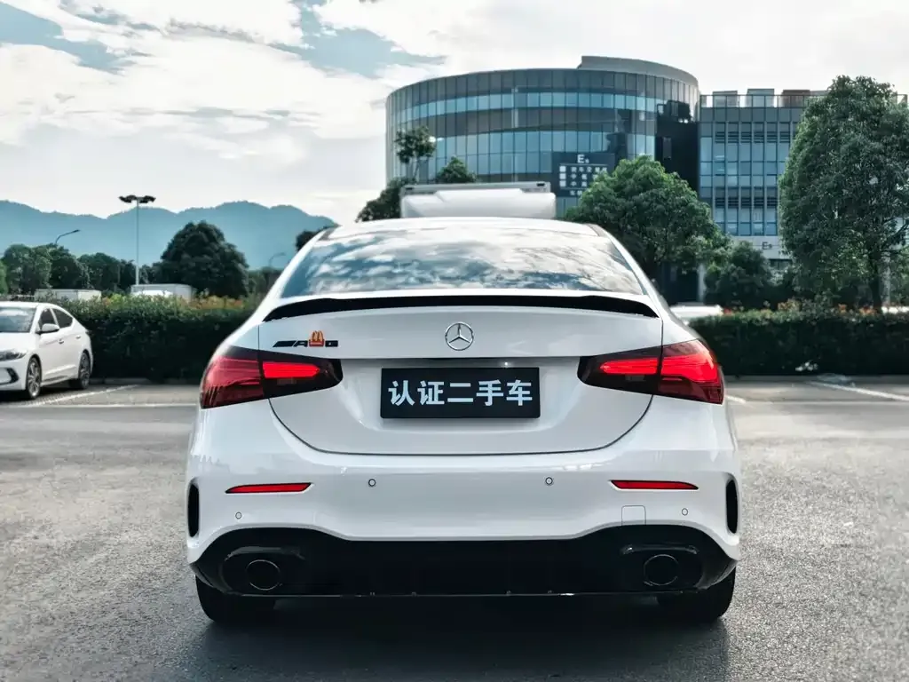 Mercedes-Benz A-Class — фото 8