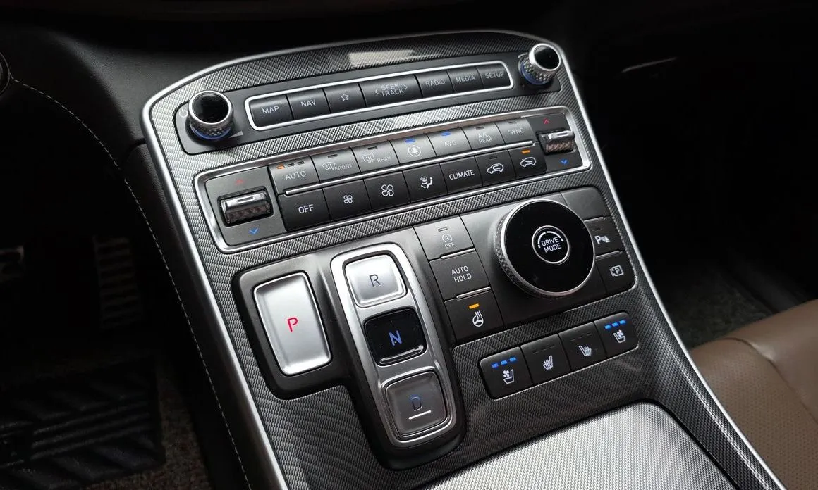 Hyundai Santafe — фото 9