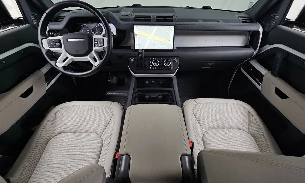 Land Rover Defender 2023 из KR, фото 9