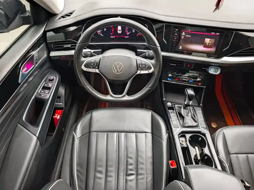 Volkswagen Passat — фото 5
