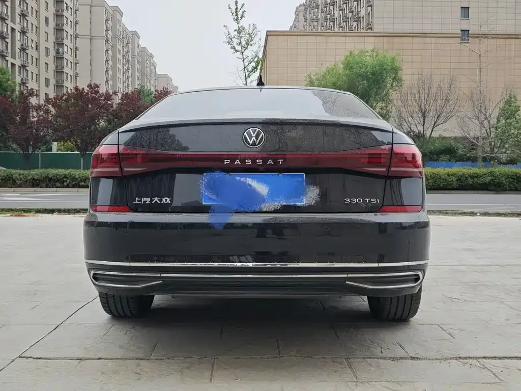 Volkswagen Passat — фото 7