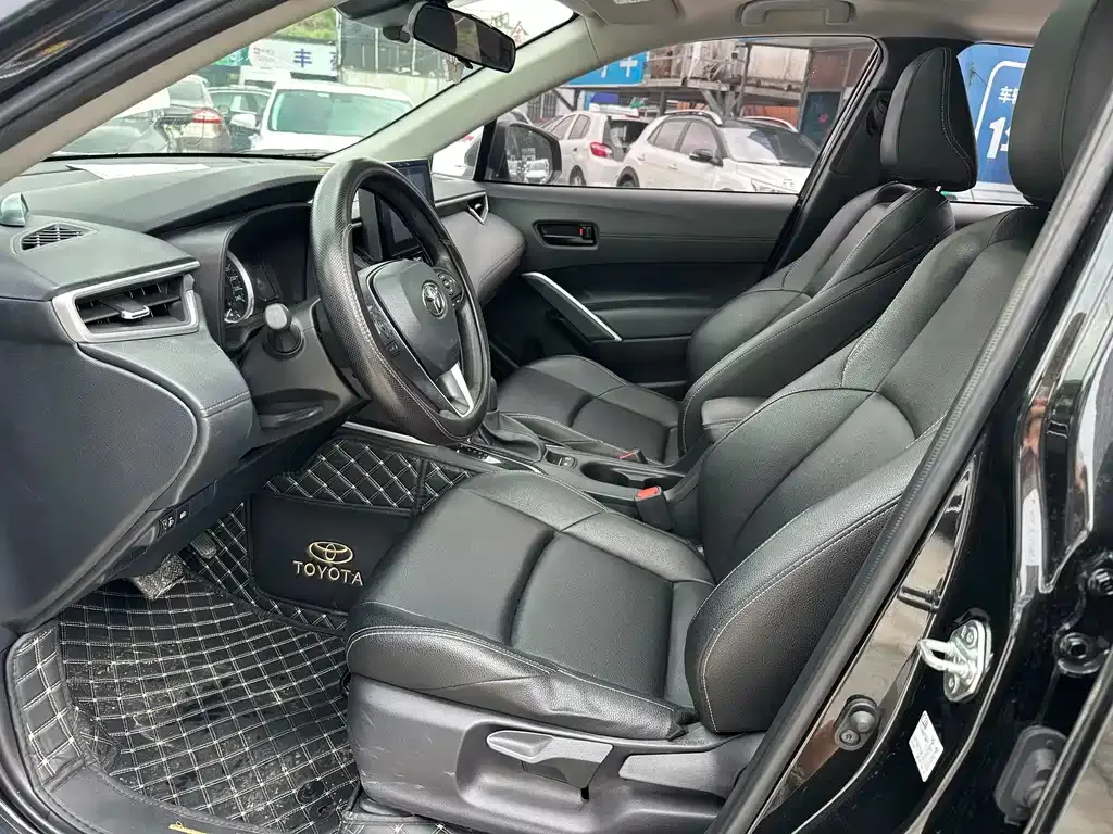 Toyota Frontlander 2023 из CN, фото 10