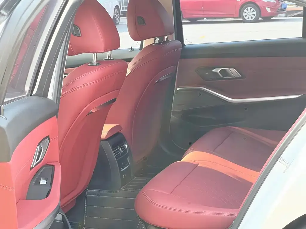 BMW 3 Series — фото 10