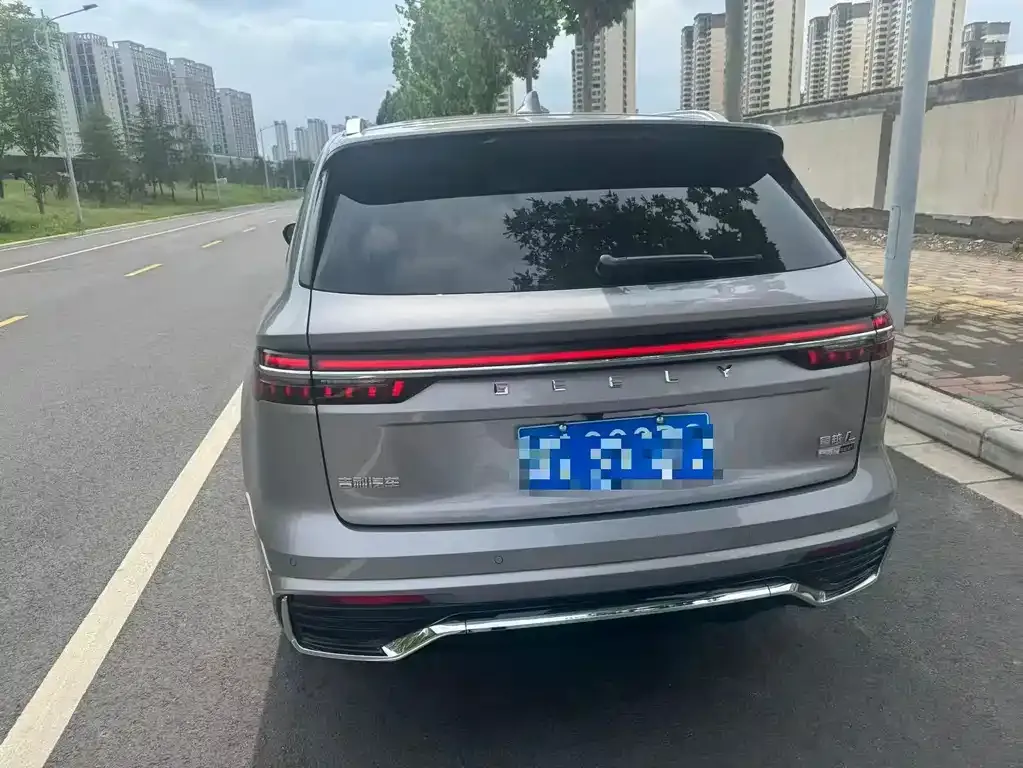Geely Xingyue L — фото 8